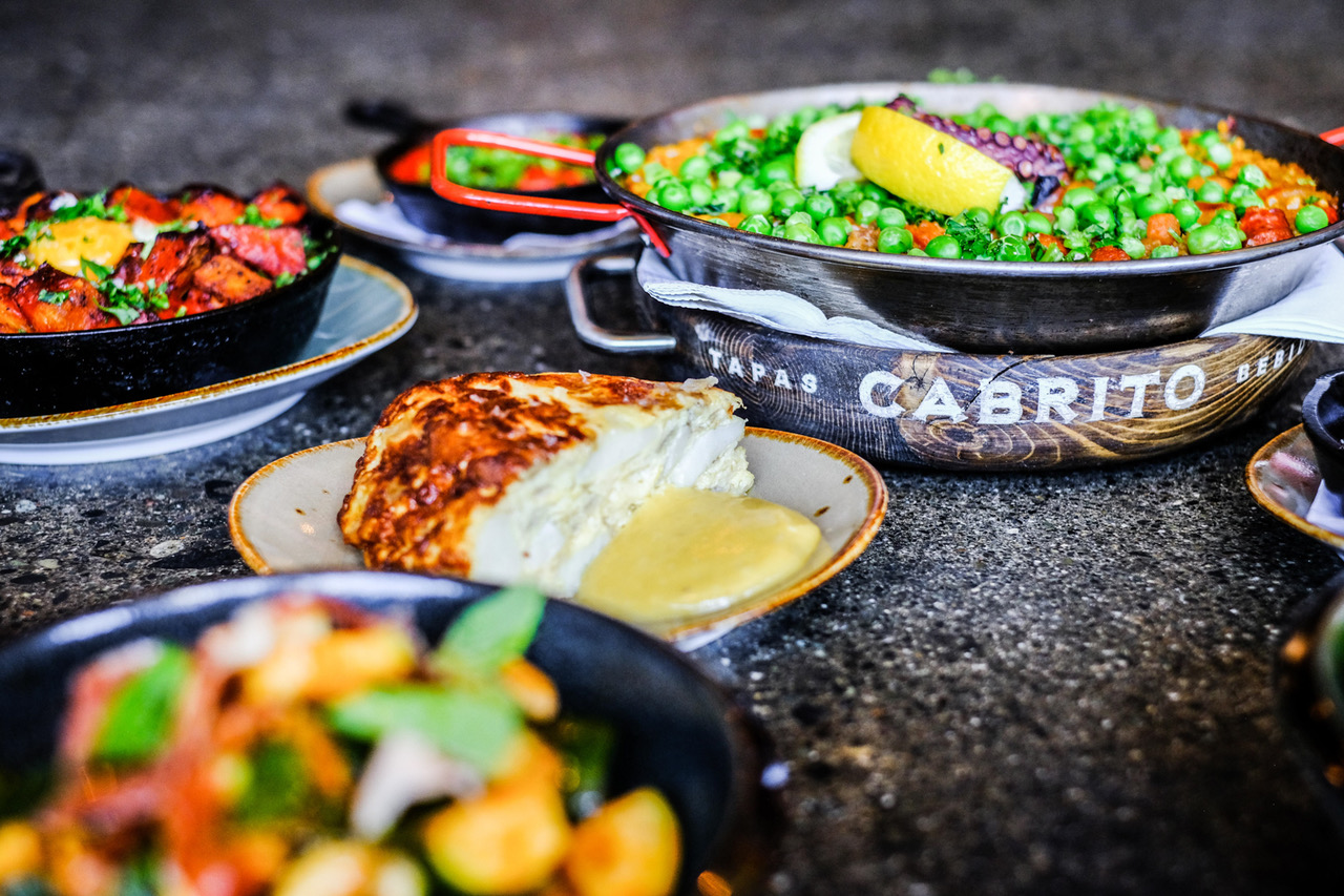 U-Feast Spanish dinner experiential event